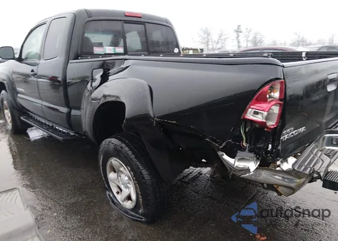 2005 Toyota Tacoma Prerunner V6 z USA, uszkodzony, nr VIN 5TETU62N65Z009273